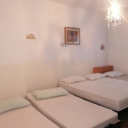 Riviera Searooms Con Cucina Séjour chez l'habitant