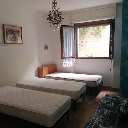 Séjour chez l'habitant Riviera Searooms Con Cucina